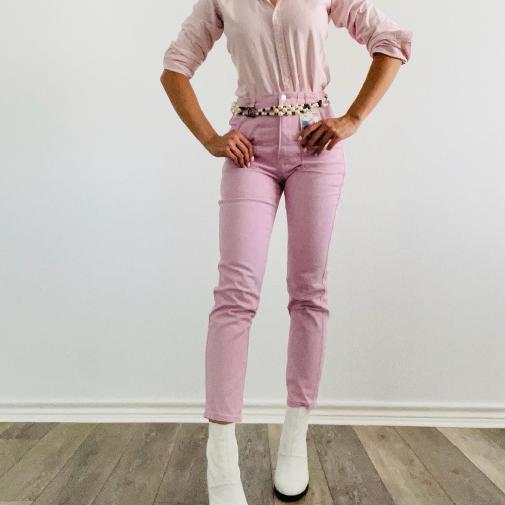 New Levi’s pink ribcage stretchy straight ankle jeans